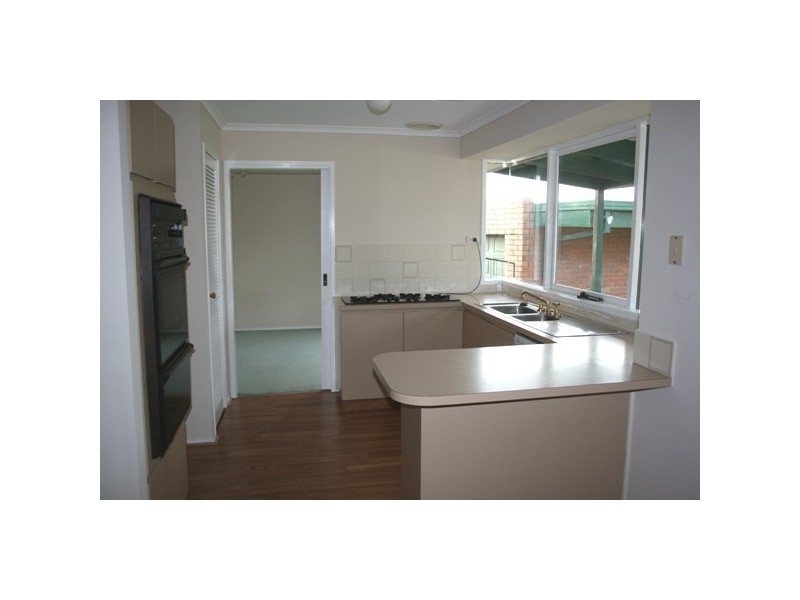 4 Dulnain Close, Hampton Park VIC 3976