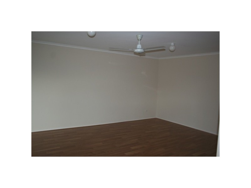 4 Dulnain Close, Hampton Park VIC 3976