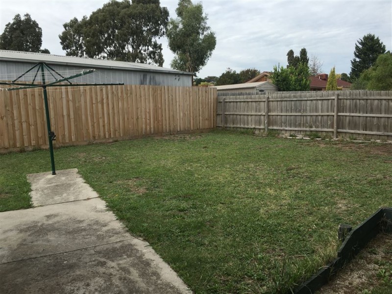 2 Cathie Court, Narre Warren VIC 3805