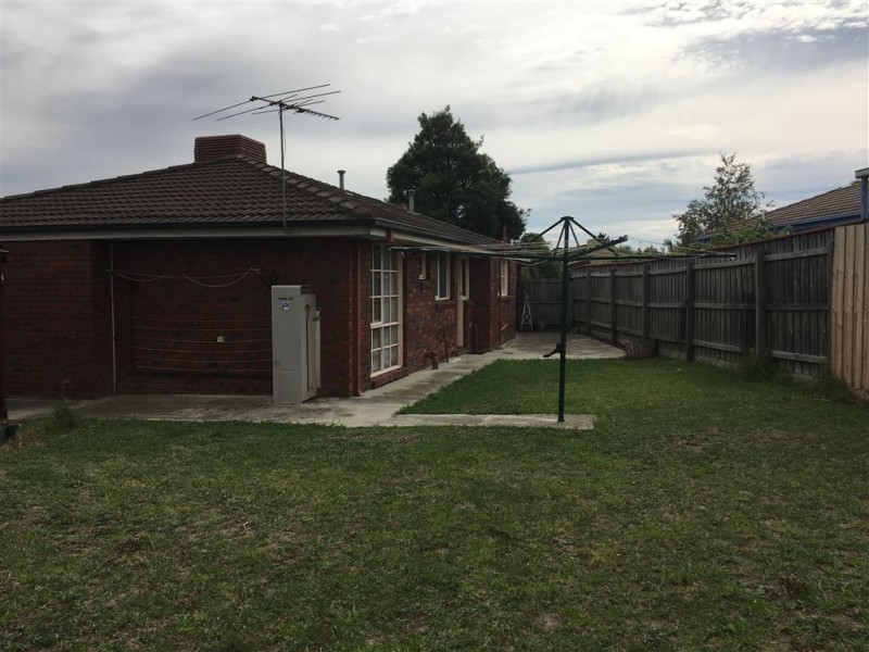 2 Cathie Court, Narre Warren VIC 3805