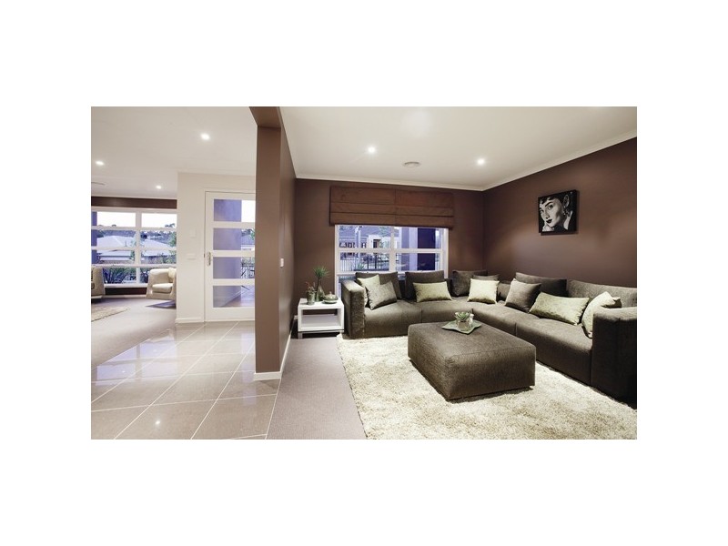 4 Michigan Grange, Pakenham VIC 3810