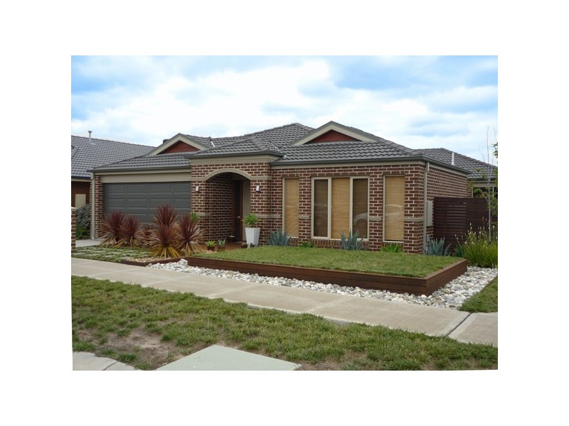 10 Selwyn Court, Berwick VIC 3806