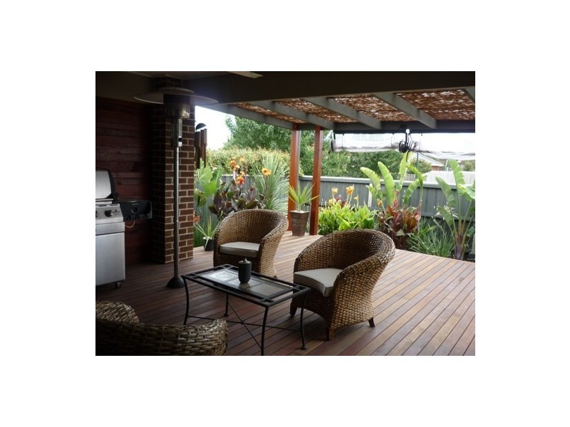 10 Selwyn Court, Berwick VIC 3806