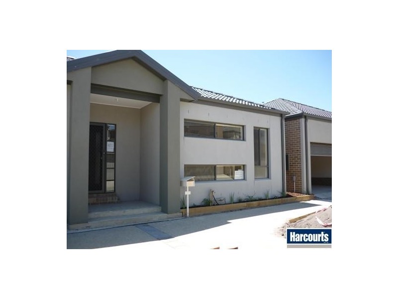 4 Sepal Lane, Pakenham VIC 3810