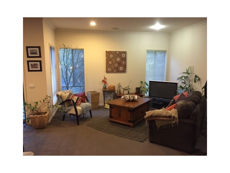 4 Sepal Lane, Pakenham VIC 3810