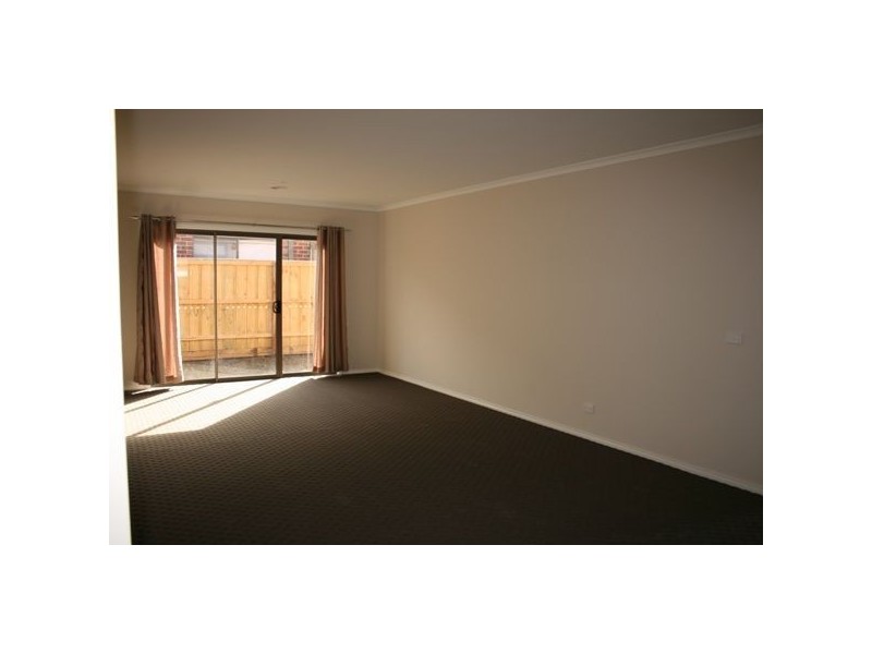 19 Dandelion Drive, Berwick VIC 3806