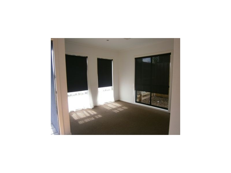 8A Protea Street, Carrum Downs VIC 3201