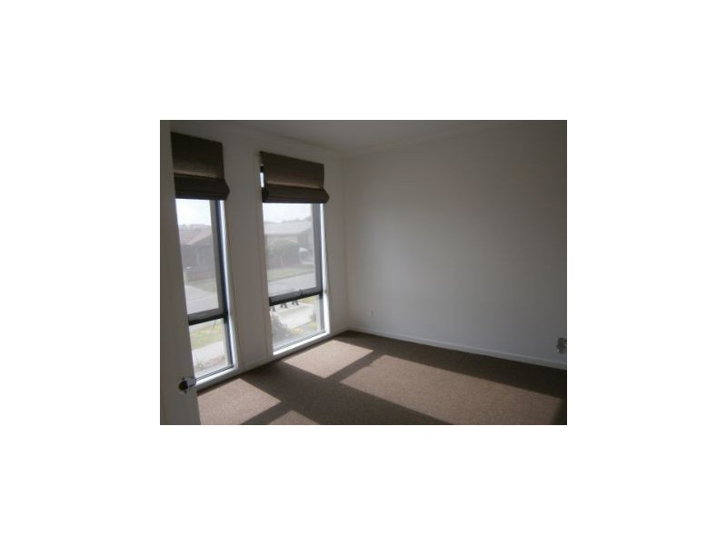 8A Protea Street, Carrum Downs VIC 3201