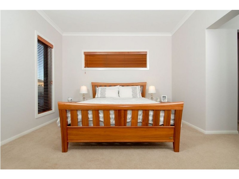 3 Rivette Way, Sandhurst VIC 3977