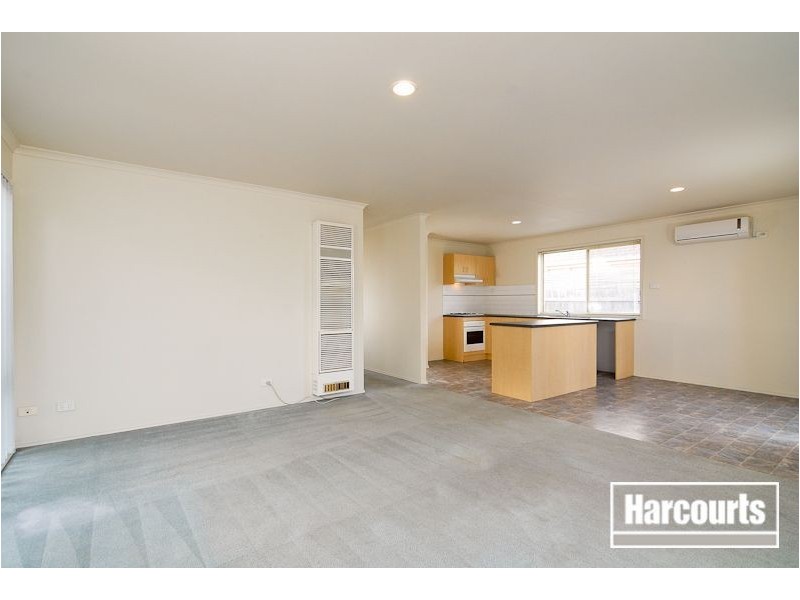 75 Greenwood Drive, Carrum Downs VIC 3201