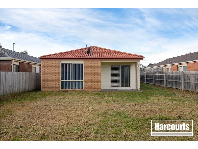 75 Greenwood Drive, Carrum Downs VIC 3201