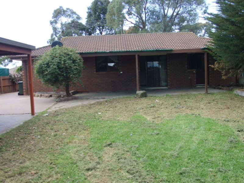 6 Honeyeater Place, Carrum Downs VIC 3201