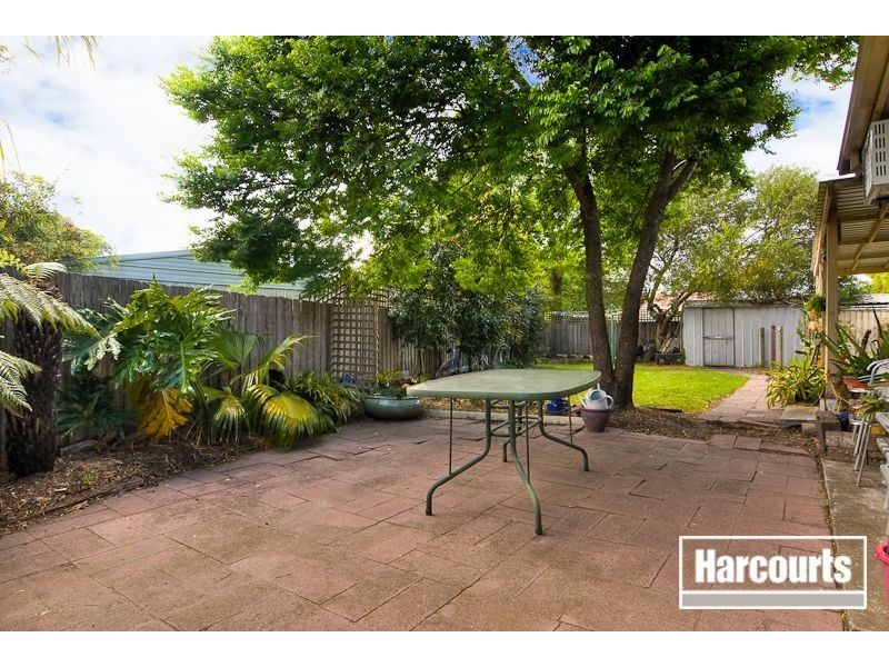 32 Rowellyn Avenue, Carrum Downs VIC 3201