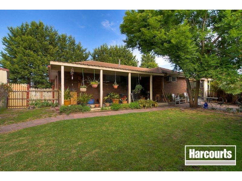 32 Rowellyn Avenue, Carrum Downs VIC 3201