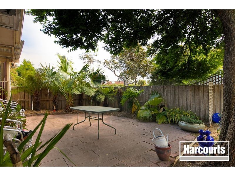 32 Rowellyn Avenue, Carrum Downs VIC 3201
