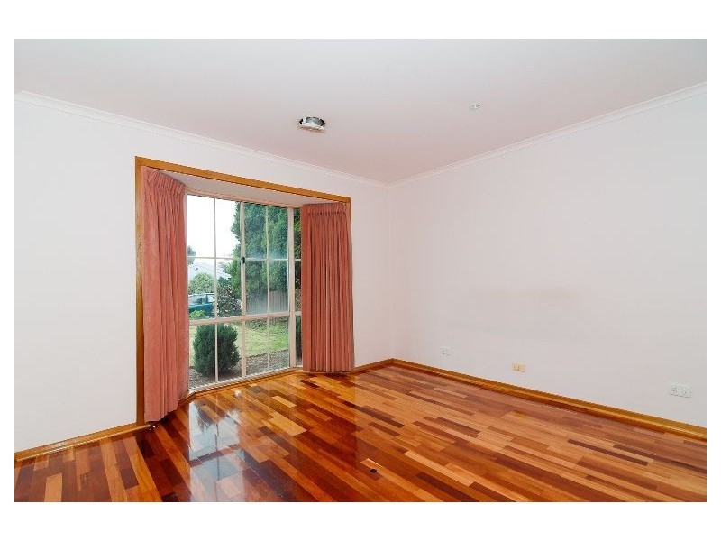 10 Maplewood Court, Carrum Downs VIC 3201