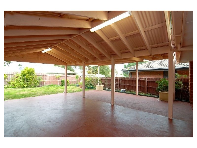 10 Maplewood Court, Carrum Downs VIC 3201