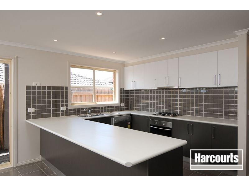 1 Pebble Beach Drive, Carrum Downs VIC 3201