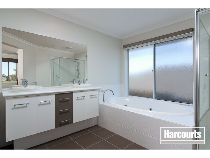 94 Sandhurst Boulevard, Sandhurst VIC 3977