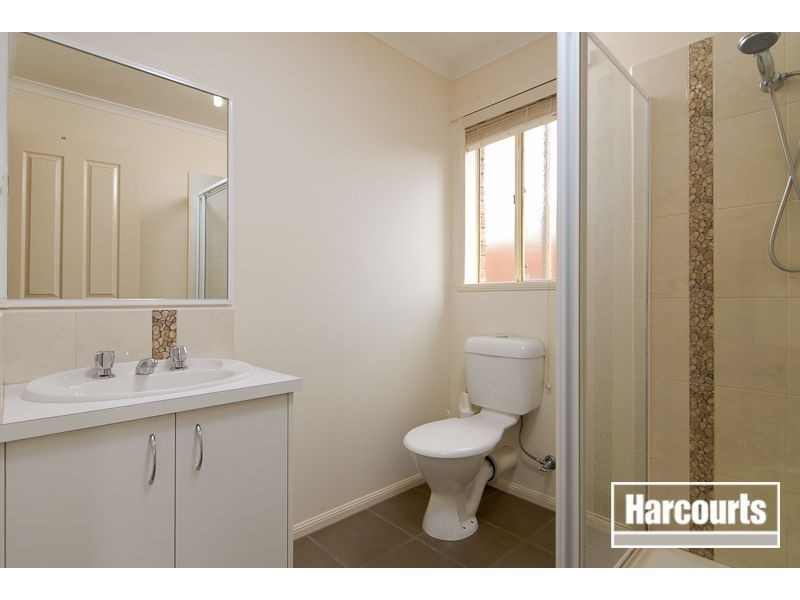 6 Esta Court, Carrum Downs VIC 3201