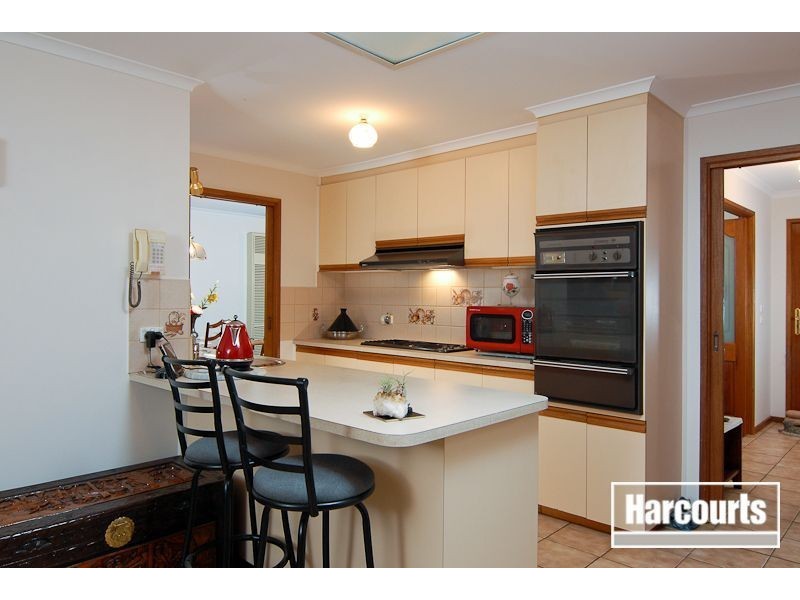 6 Avocet Court, Carrum Downs VIC 3201