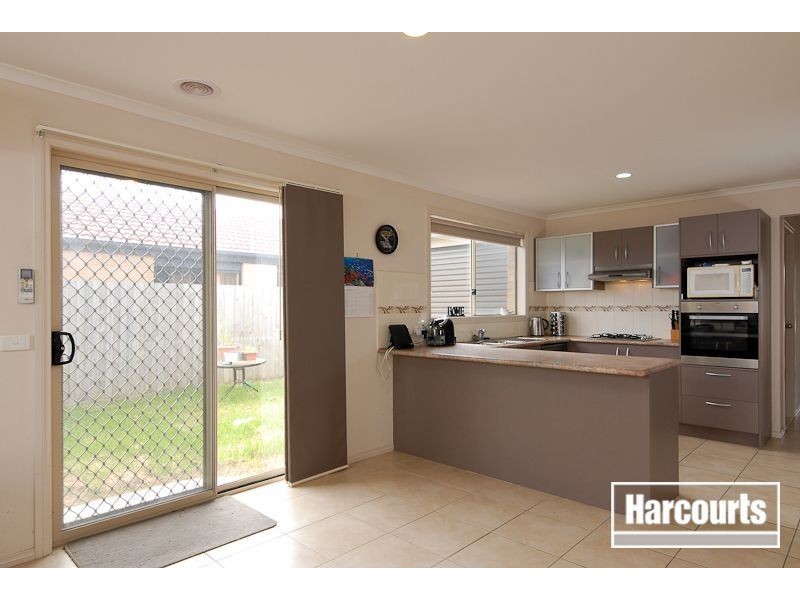 10 Omega Street, Carrum Downs VIC 3201