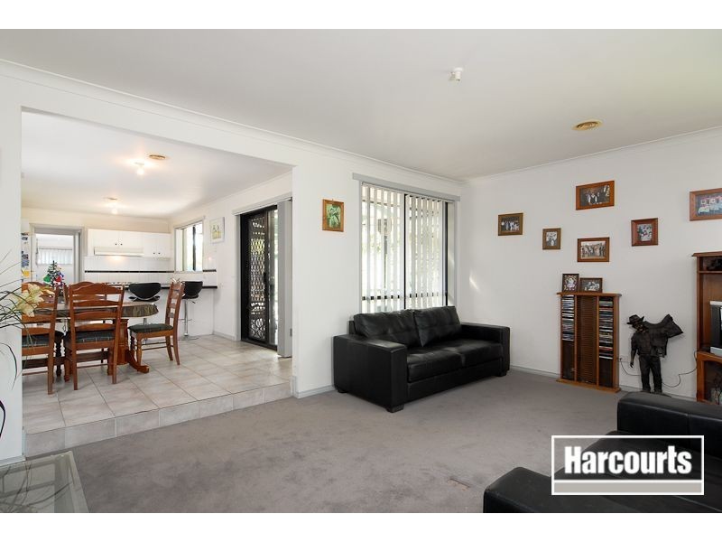 11 Kieran Court, Carrum Downs VIC 3201
