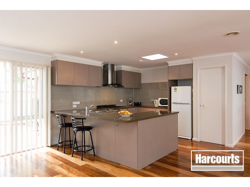 15 Parrot Court, Carrum Downs VIC 3201