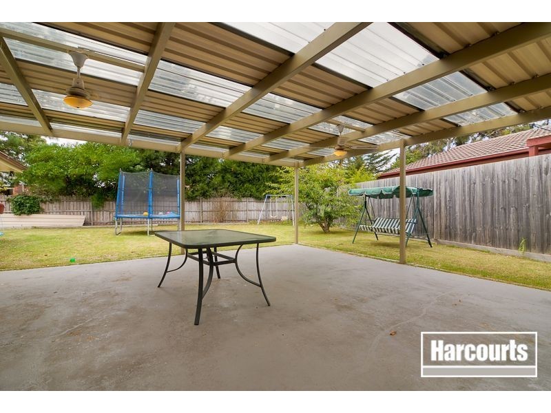 15 Parrot Court, Carrum Downs VIC 3201