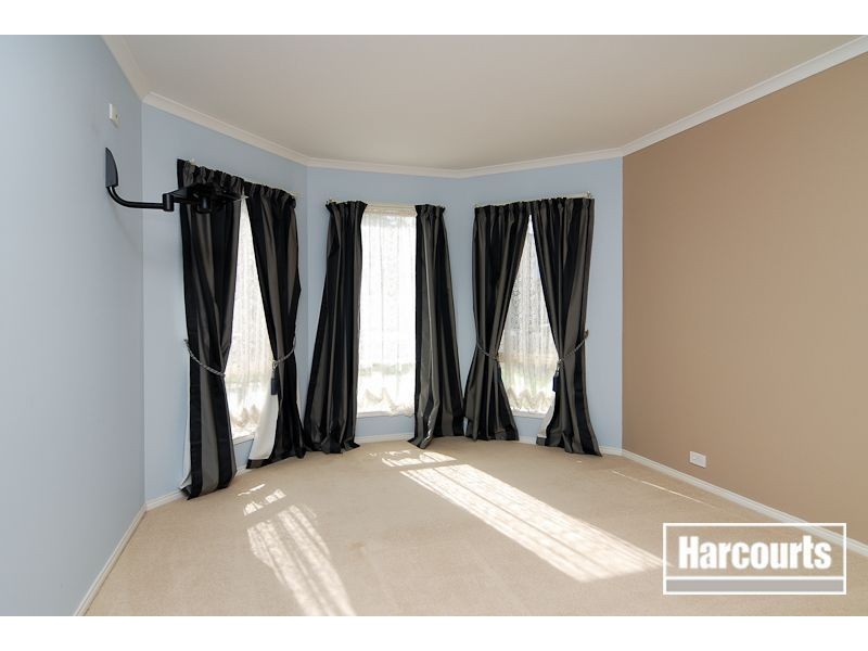 9 Delatite Way, Skye VIC 3977