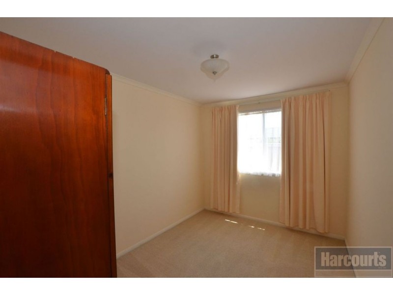 16 Robusta Avenue, Cranbourne VIC 3977