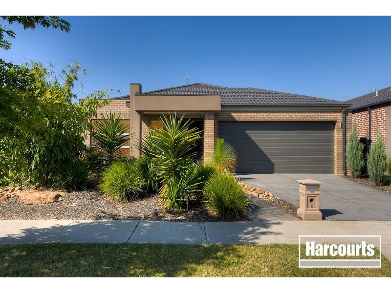 6 Ethereal Way, Sandhurst VIC 3977