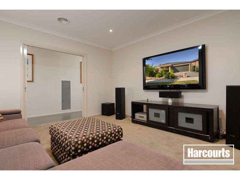 6 Ethereal Way, Sandhurst VIC 3977