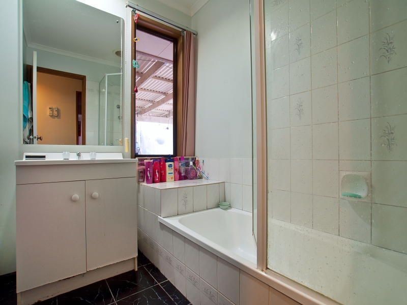 74 Gamble Road, Carrum Downs VIC 3201