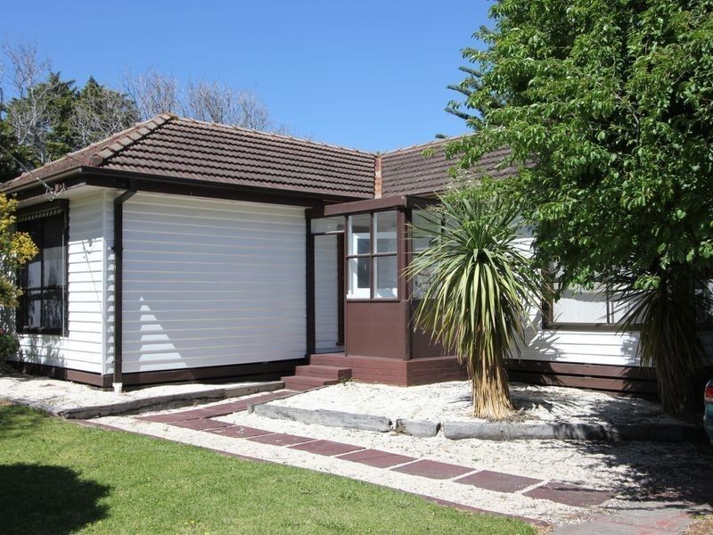 1 Grant Ave, Seaford VIC 3198