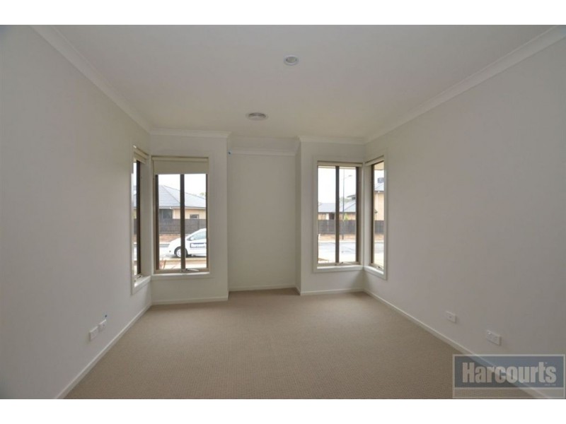 6 Torrens Terrace, Sandhurst VIC 3977