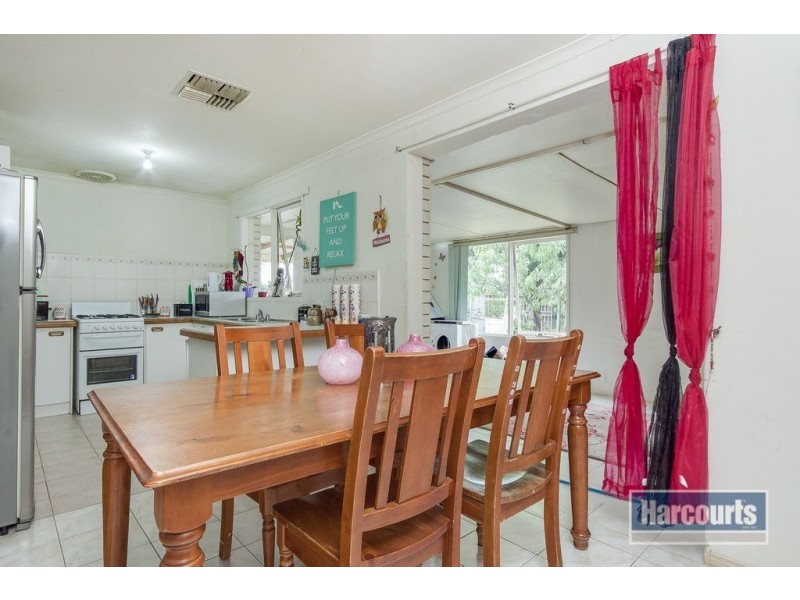 35 Herbert Road, Carrum Downs VIC 3201