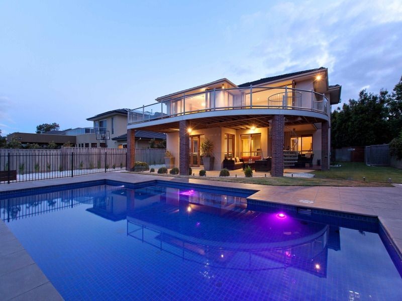 15 Niblick Circuit, Sandhurst VIC 3977