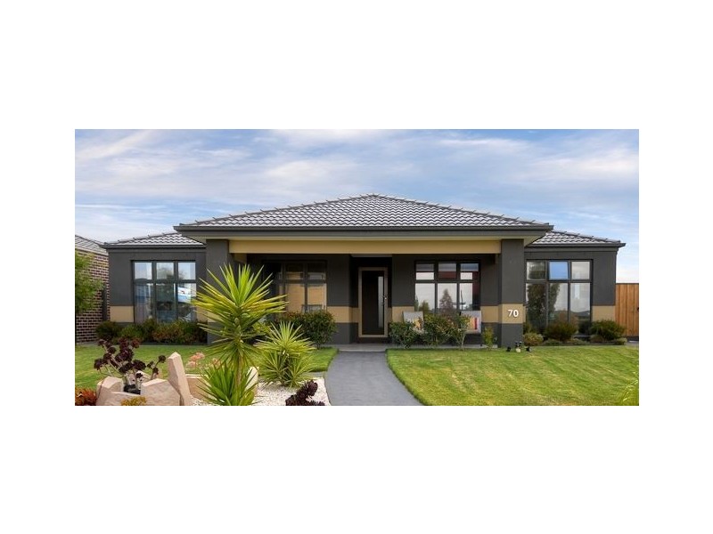 70 Sandarra Boulevard, Sandhurst VIC 3977