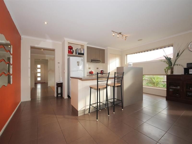 25 Diamond Parade, Skye VIC 3977