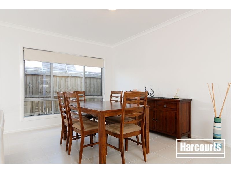 66 Malua Circuit, Sandhurst VIC 3977