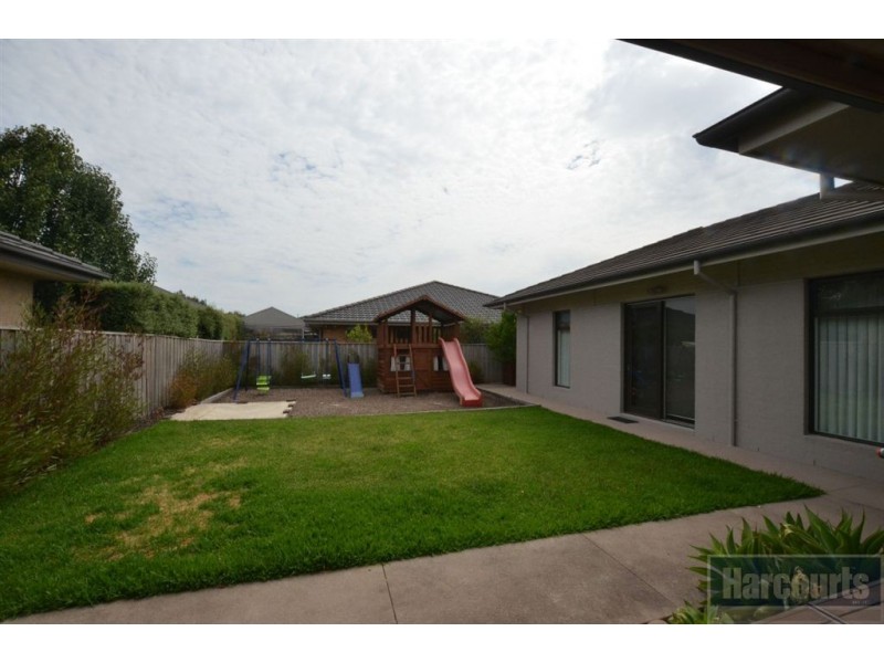 13 Leichhardt Court, Sandhurst VIC 3977