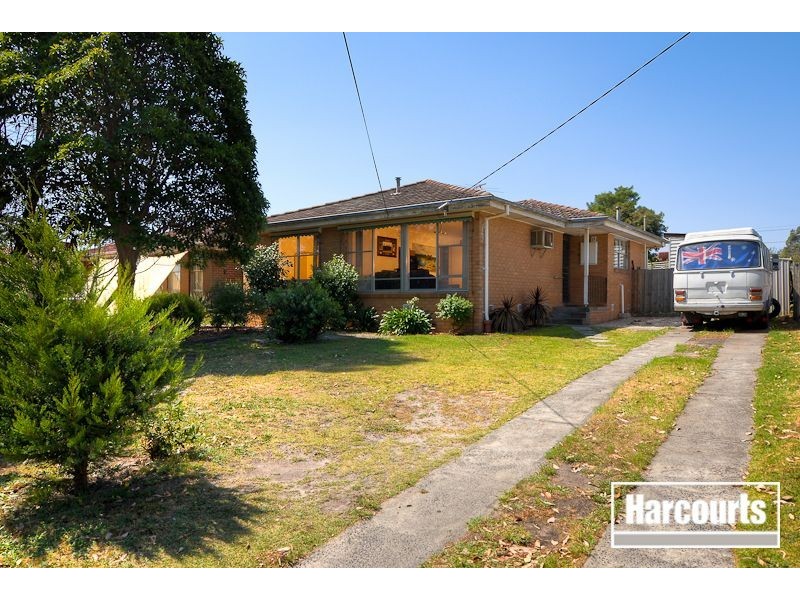 13 Hoya Crescent, Frankston North VIC 3200