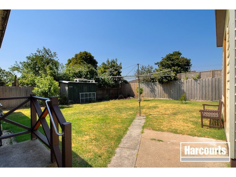13 Hoya Crescent, Frankston North VIC 3200