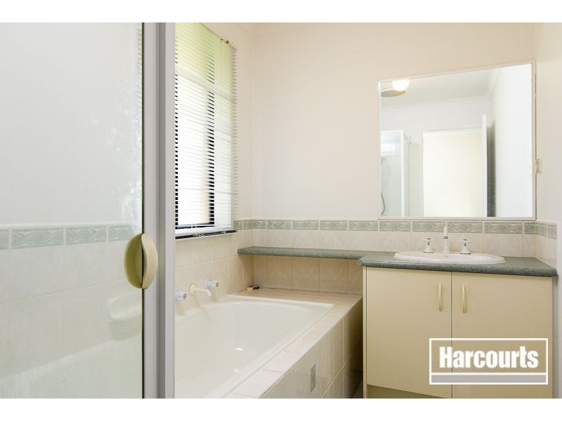 28 Broderick Road, Carrum Downs VIC 3201