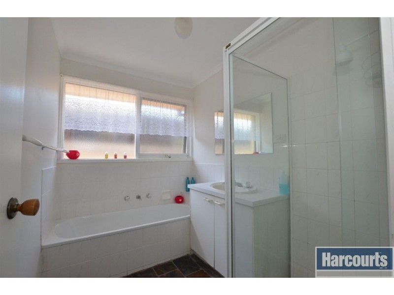 16 Allied Drive, Carrum Downs VIC 3201