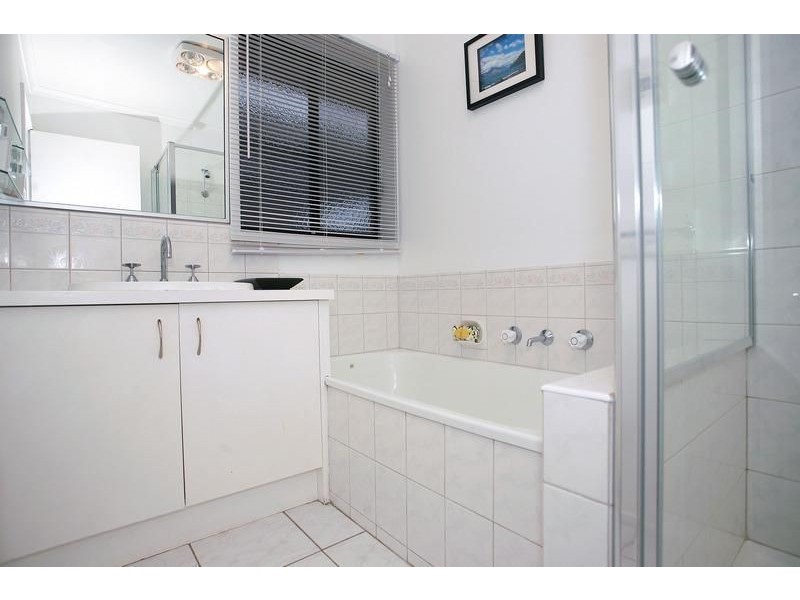 15 Rodney Court, Skye VIC 3977