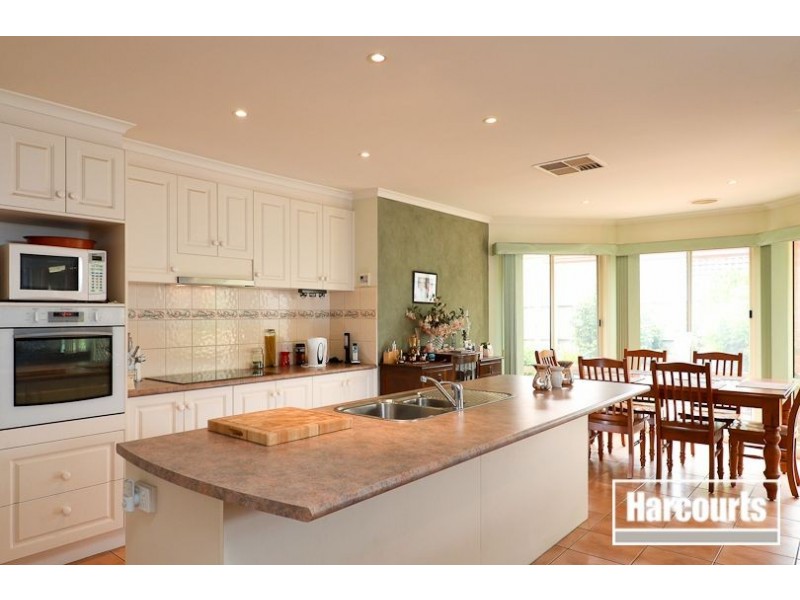 26 Manchester Drive, Skye VIC 3977