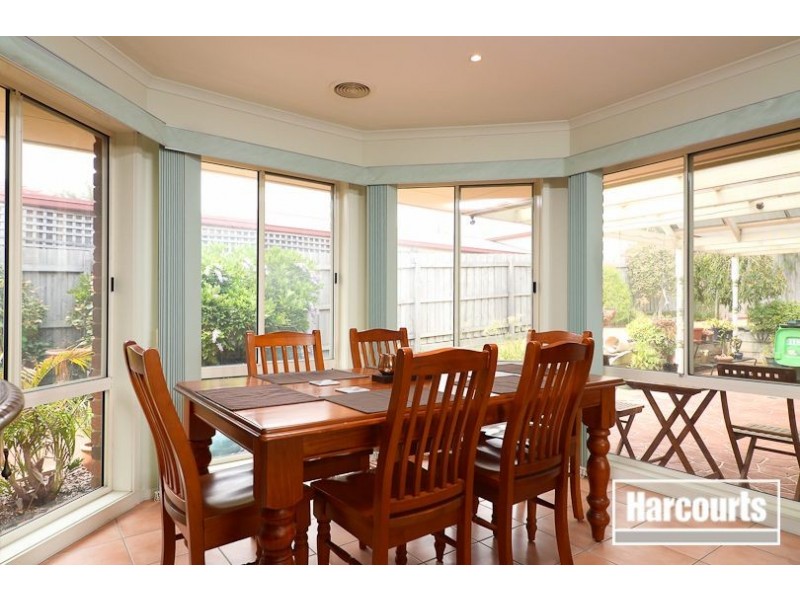 26 Manchester Drive, Skye VIC 3977