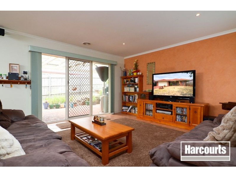 26 Manchester Drive, Skye VIC 3977